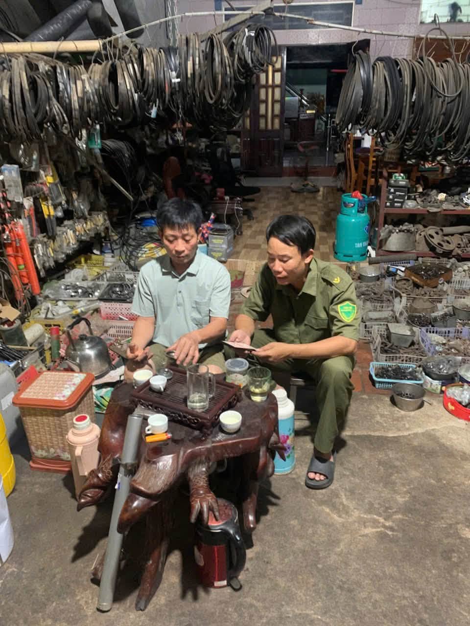 Anh-tin-bai
